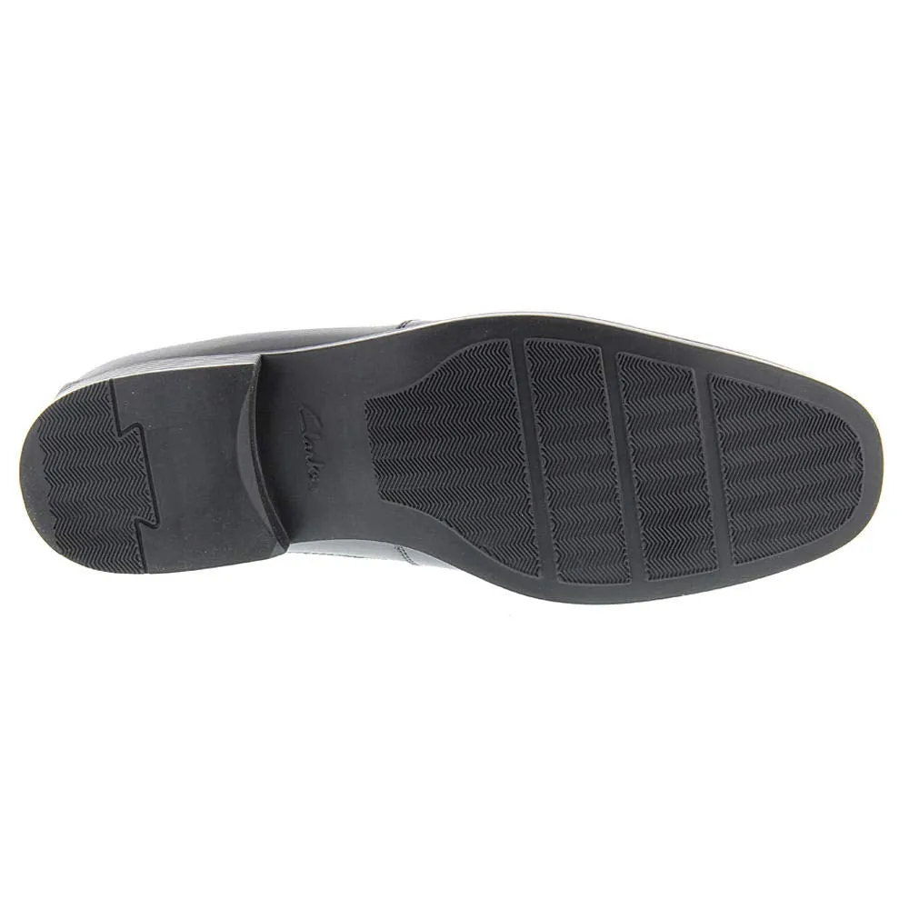 Clarks Men's Tilden Free Loafer, Black Leather, 10