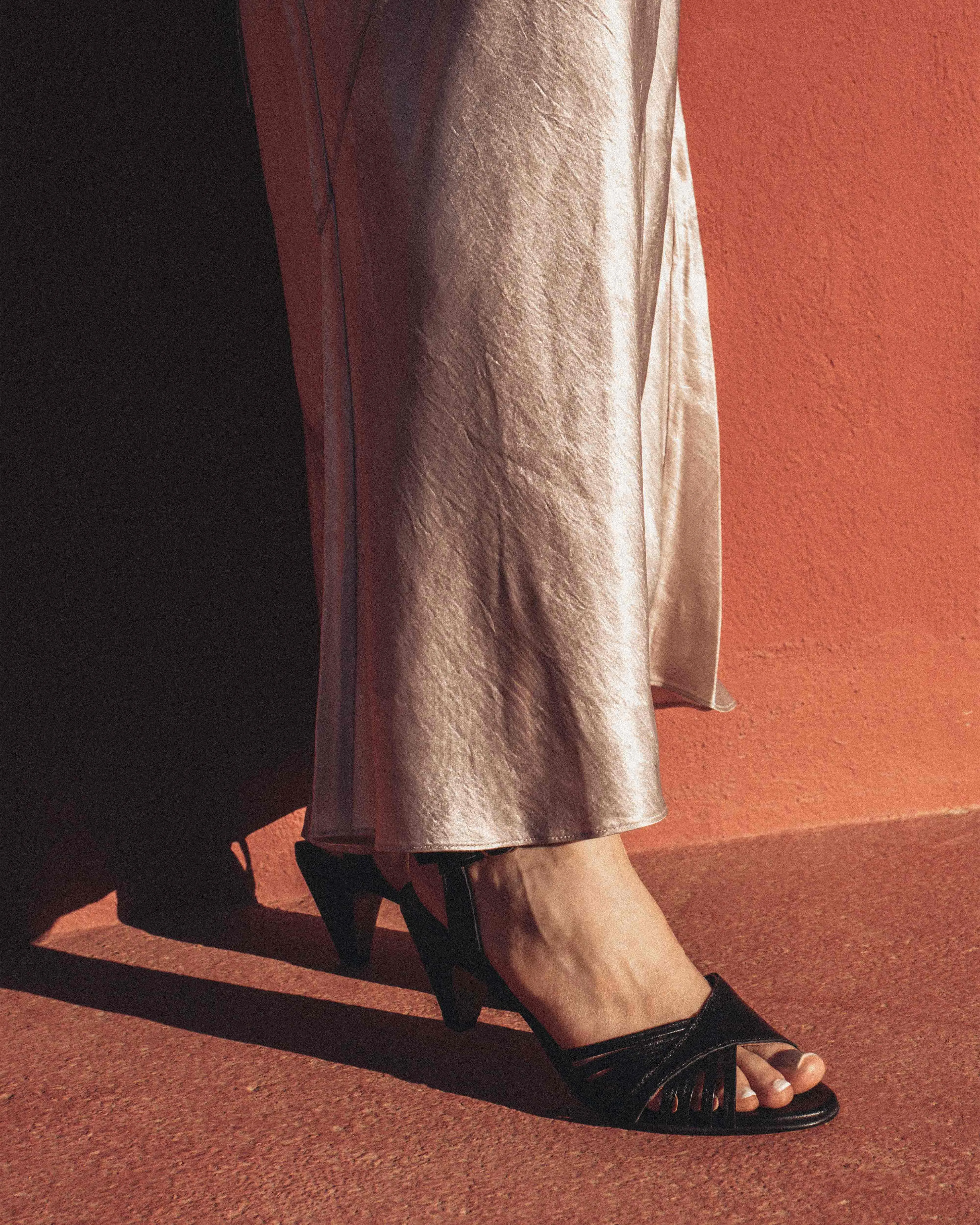 Hermine Shiny lamb Black