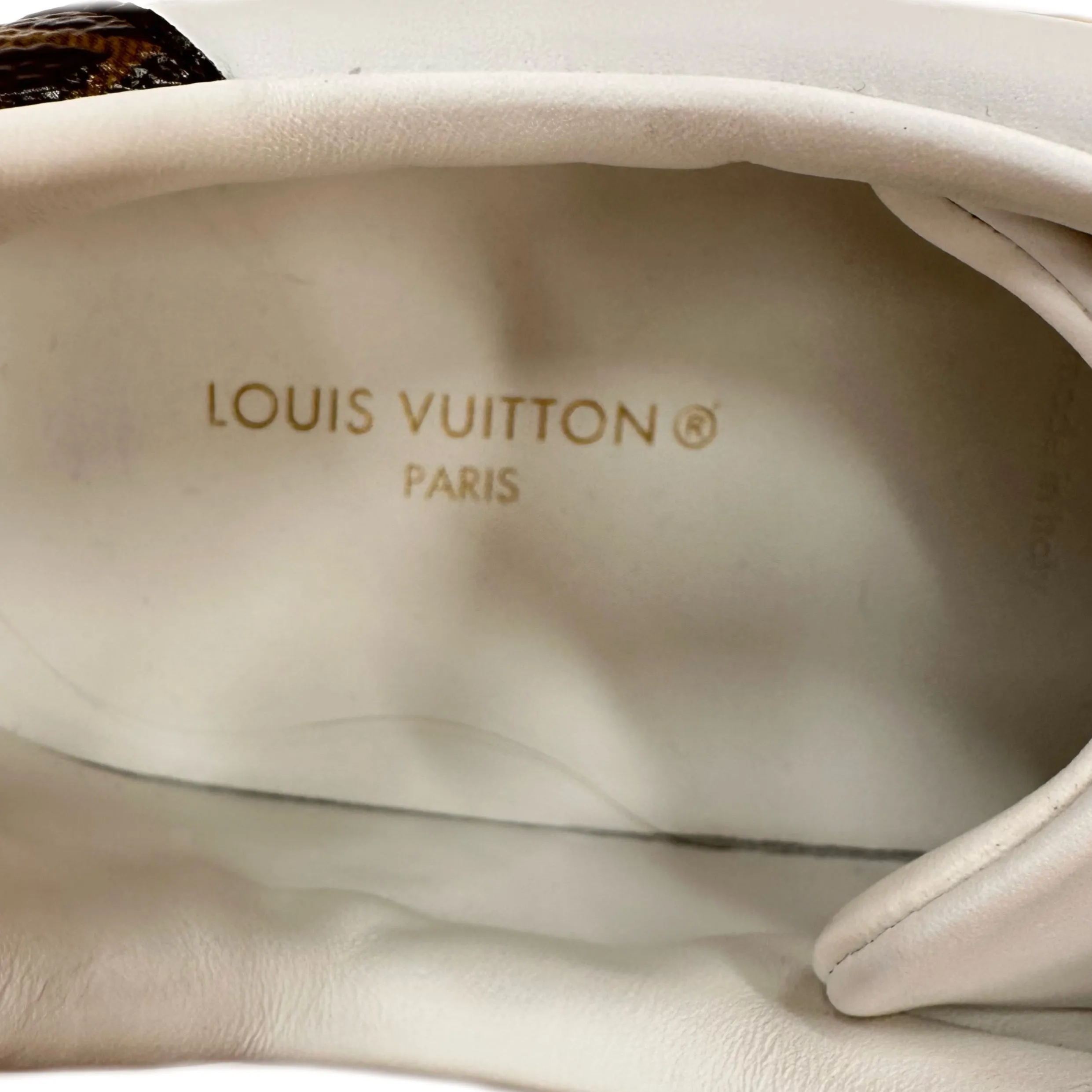 LOUIS VUITTON Time Out White Leather Sneakers Size 42