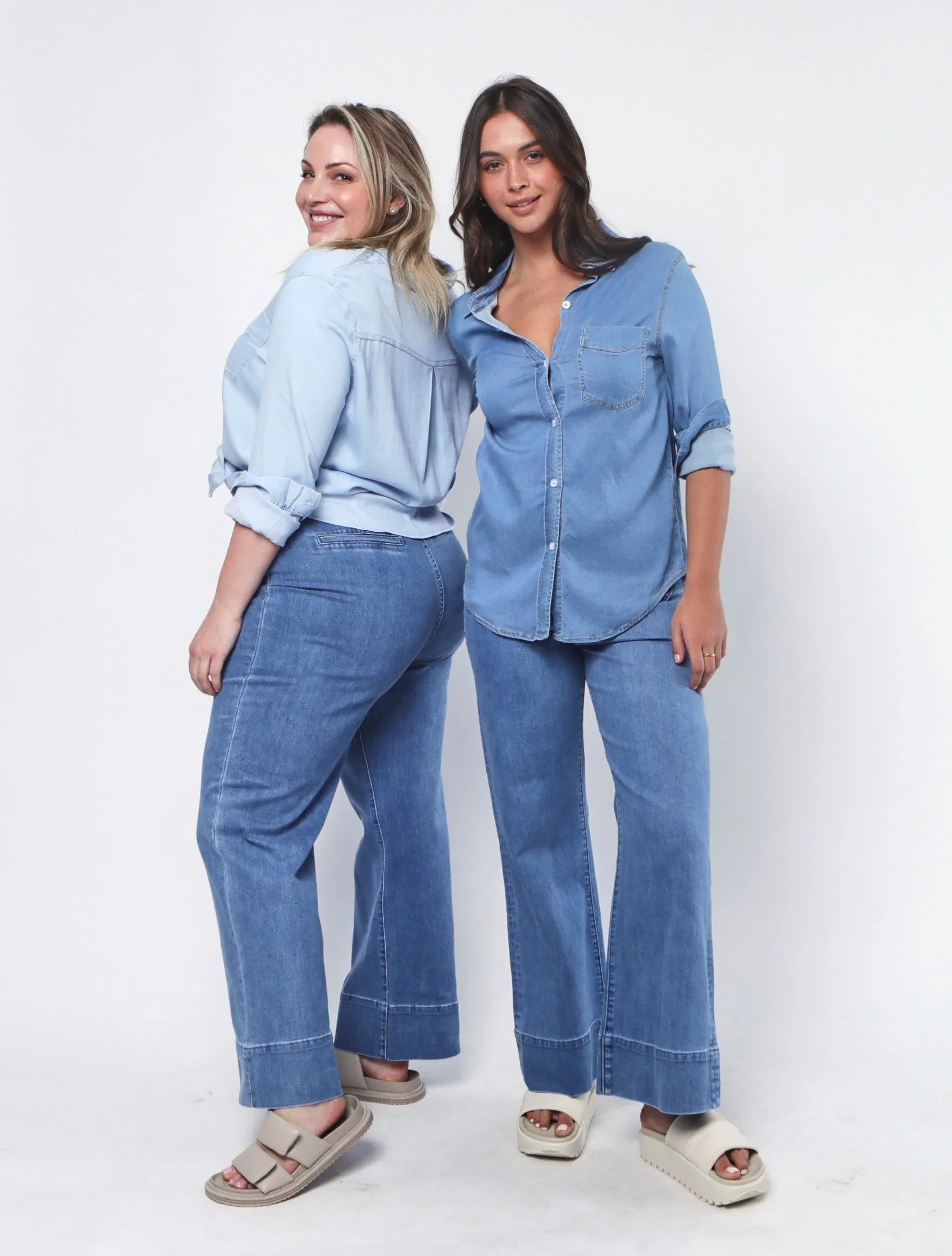 Milan Flare Jeans - Blue
