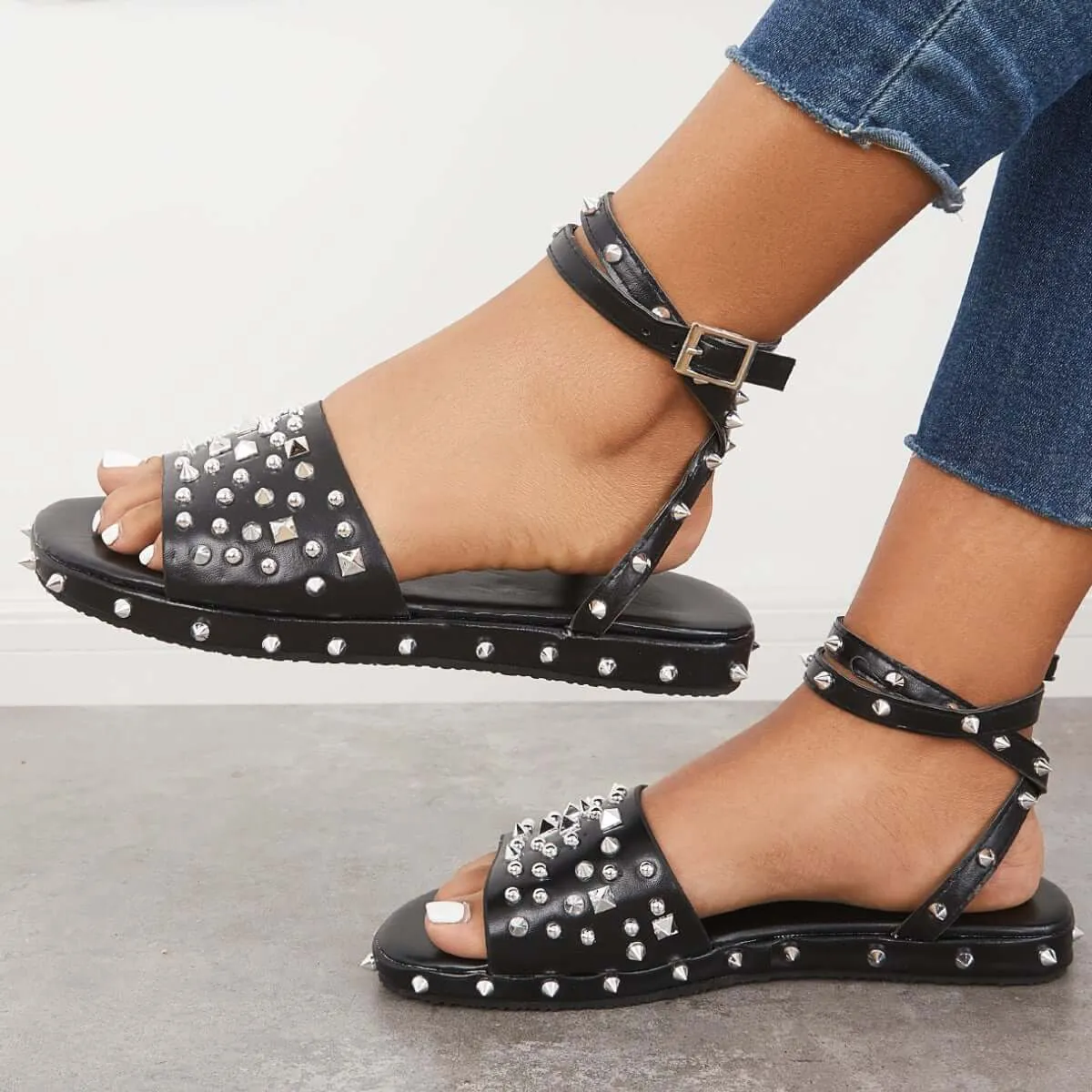 Sohiwoo Women Black Gothic Buckle Strap Flat Sandals Punk Strappy Studded Sandals