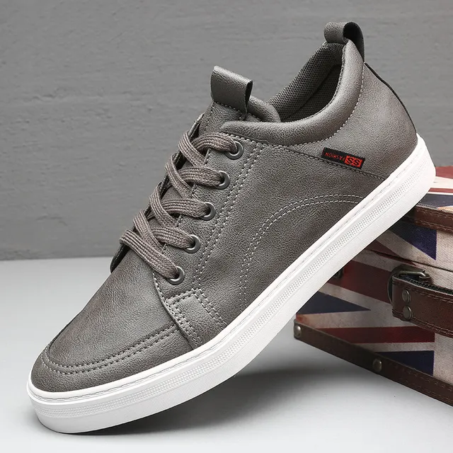 Spring New Products Men's Casual Shoes Outdoor Non-Slip Shoes Fashion Lightweight Sneakers Black Pu Leather Trendy Spotting